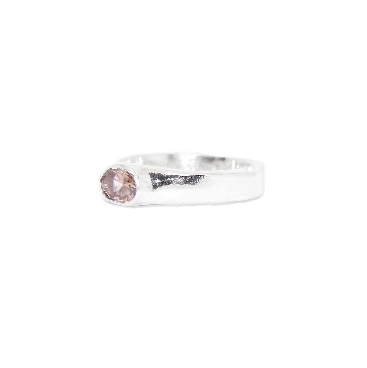 Silver ring with a gray Australian Zicon