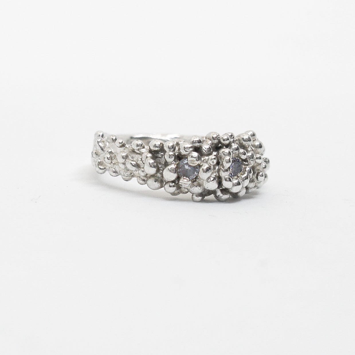 By Eileen  Fleurir Moyenne Sapphire Ring