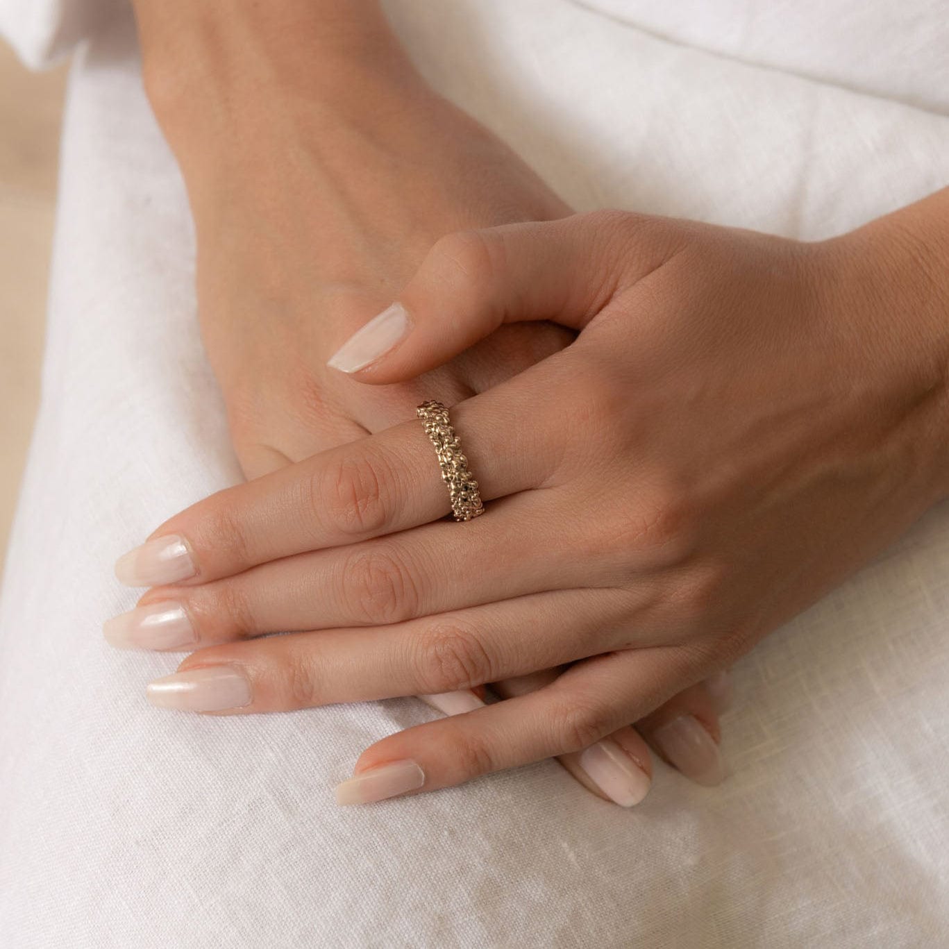 By Eileen Solid Gold Ring Horizon