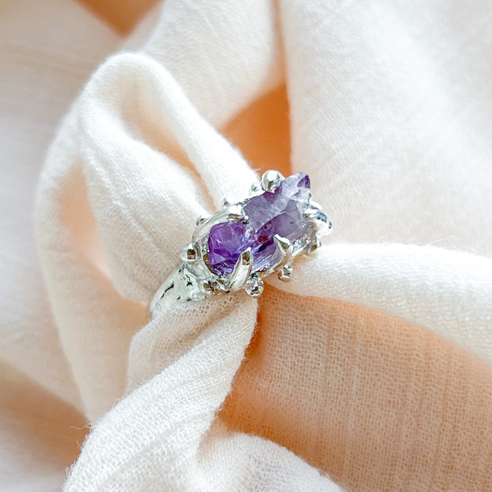 Vera Cruz Amethyst Silver Ring