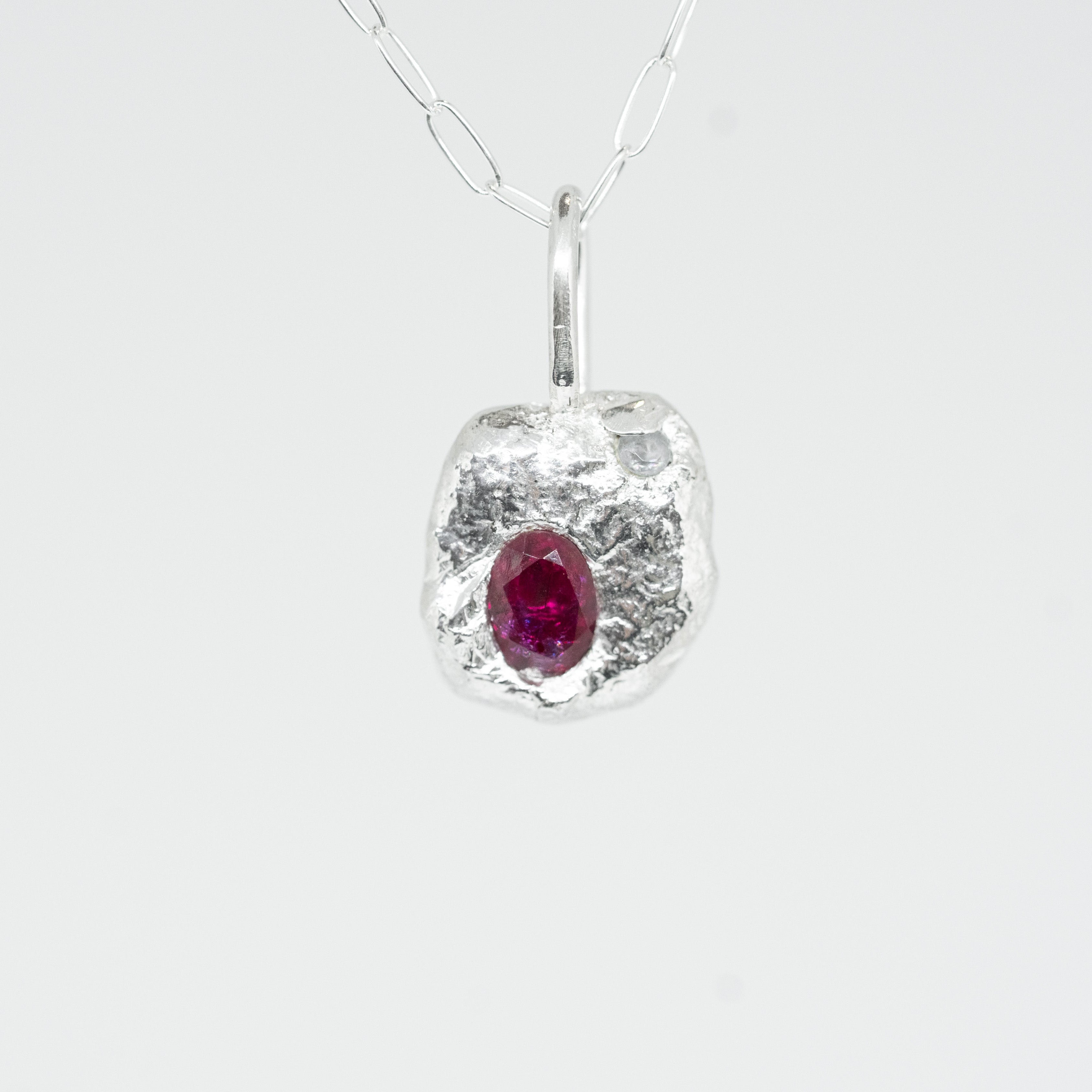 The Molten Sapphire Necklace